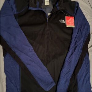 BNWT North face sub zero long sleeve
